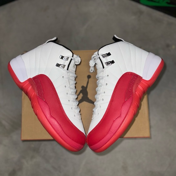 Cherry Jordan 12’s W8 M6.5 - Picture 9 of 10